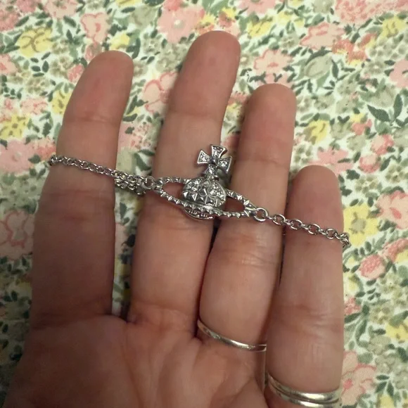 Vivienne Westwood Mayfair Bas Relief Bracelet - Picture 2 of 3